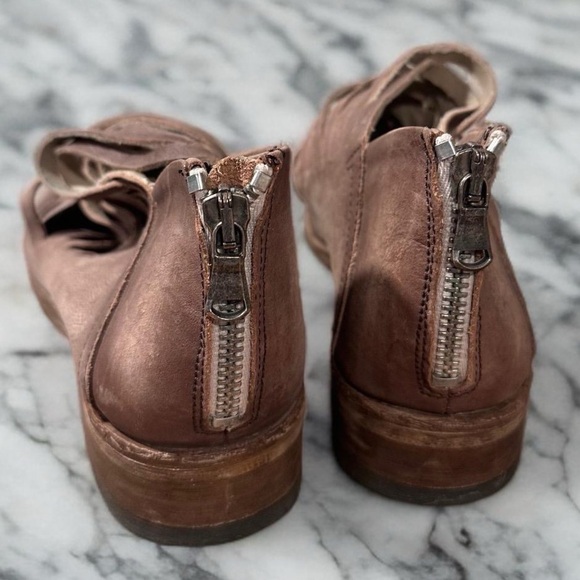 Free People “Lost Valley” Leather Ankle Boot Distressed Straps in Grayish Tan 40 - Picture 5 of 16